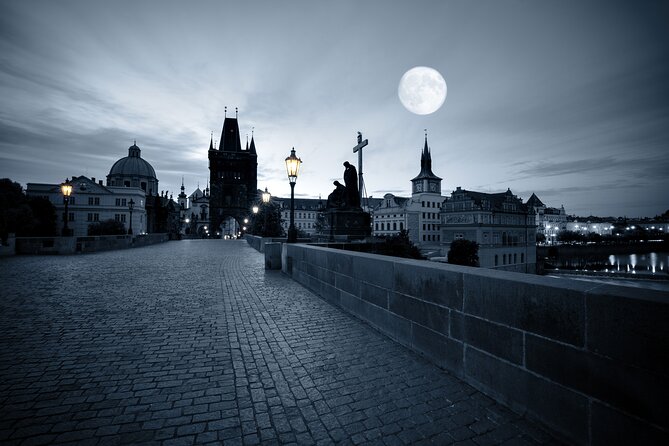 Ghosts and Legends walking tour in Prague - Stare Mesto Nights: When the Labyrinth of Streets Becomes Part of the Story