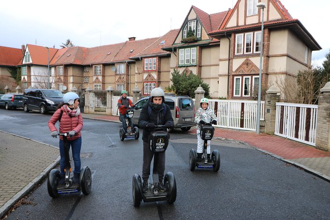 Grandiose half-day guided tour of Prague on Segway and eScooter - Charles Bridge, Lennonova zeď, and the River Moments