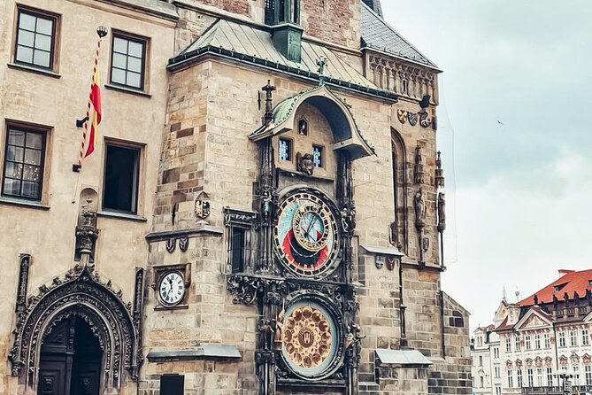 Guided Old Town & Jewish quarter Walking Tour Prague (Tip-based) - Meeting Malostranská, ending at Rudolfinum (and why the start matters)