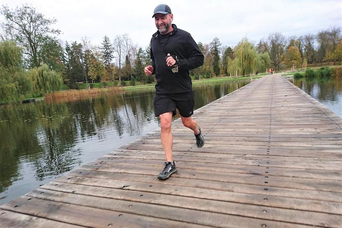 Guided Sightseeing Running Tour in Prague (9-12K) - Pickup, private groups, and how to plan your meeting