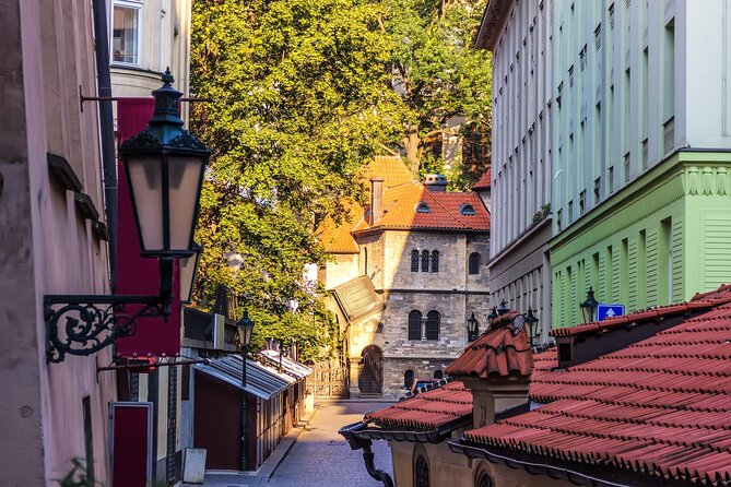 Half-day Private Tour of Prague's Charming Jewish Quarter - Meeting at the Franz Kafka statue, then stepping into the Quarter