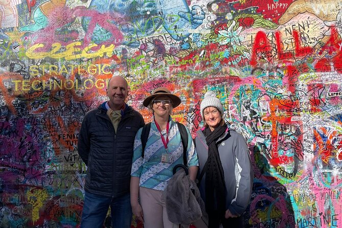 Hidden gems of Prague & City sightseeing - Walking tour - Starting at Štěpánská 55, then walking your way into Prague