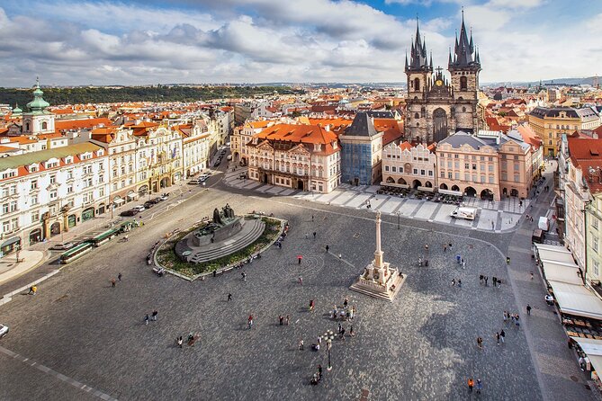 Hidden gems of Prague & City sightseeing - Walking tour - Jewish Quarter through the Old-New Synagogue stop