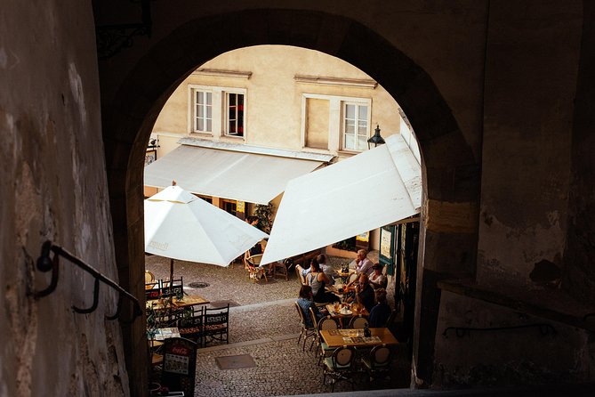Highlights & Hidden Gems With Locals: Best of Prague Private Walking Tour - Price and logistics: does $95.54 feel fair?