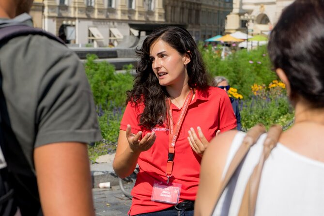 Historic Highlights Walking Tour from Prague - Astronomical Clock: What Makes It Special (and What to Pay For)