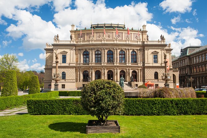 Jewish History and Old Town Walking Tour of Prague - Winding medieval streets, plus a quick tour of famous Old Town details