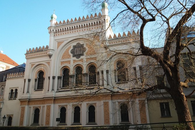 Jewish Prague Walking Tour - Pacing, language mix, and group size, the practical stuff that changes everything