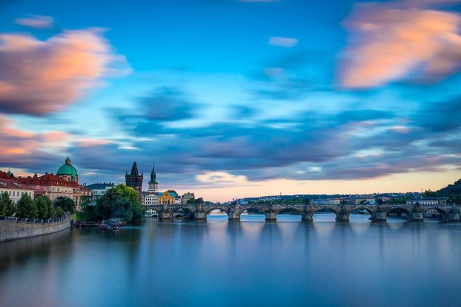 Johnny's Prague Photography Tour - Stop 4: Lesser Town narrow streets and the swan-feeding viewpoint