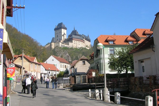 Karlstejn Castle Half Day Tour from Prague - Guides, Language, and Small-Group Reality