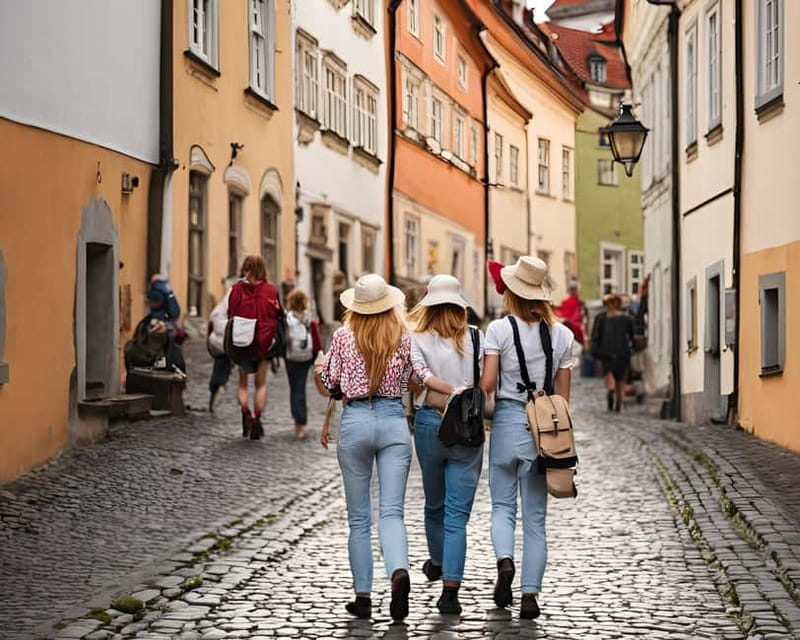 Krumlov's Best Of: River Cruise, Castle Tour & Lunch ☀️| 5h - Price and logistics: what you are actually buying for $209