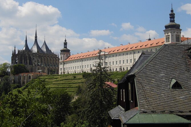 Kutna Hora and Bone Chapel Private Day Trip from Prague - St. Barbara’s Cathedral: Kutná Hora’s Mining-Era Signature