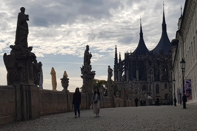 Kutná Hora and Bone church - private tour with PERSONAL PRAGUE GUIDE - Stop 3: St Barbara’s Cathedral Gothic lines and Art Nouveau windows