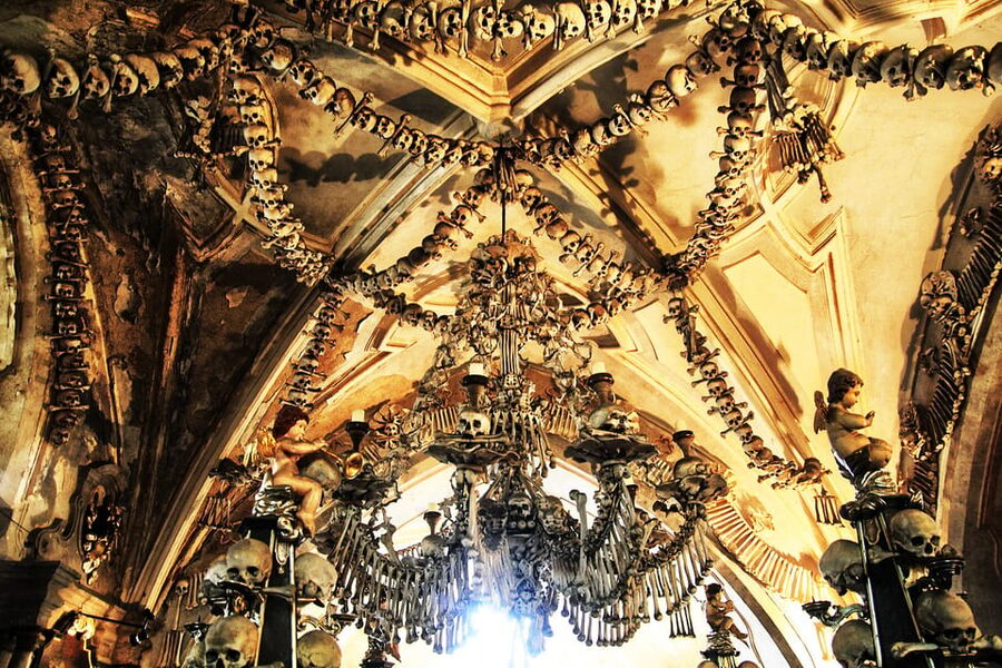Kutna hora - GUIDED TOUR TO KUTNA HORA - Guide quality matters, and you can feel it in the pacing