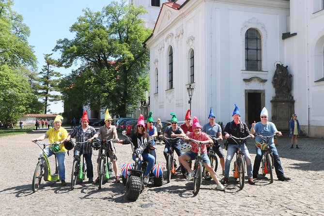Live-Guided 180 min Glorious e-Scooter and eBike tour - Old Town Hall, the Astronomical Clock, and the calm speed of the ride