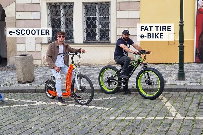Live-Guided e-Scooter Tour of the Old Town of Prague, 60 min - Rudolfinum and the Czech Philharmonic building, a classy pause