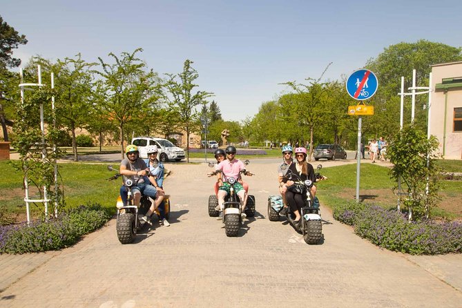 Live-Guided Tour - Trike-Harley Adventure of Prague - Why a Trike-Harley Tour Makes Prague Easier