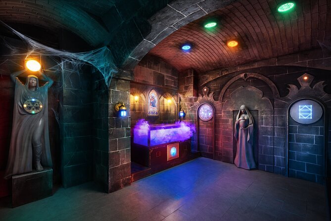 Magic School: Episode II Escape Game in Prague - Live entertainment and guides: what names like Šimon and Adri tell you about the experience