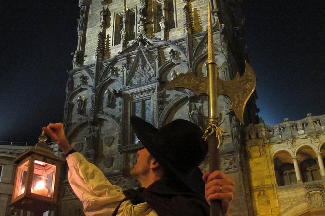 Medieval Prague Through a Nightwatchman’s Eyes - Old Town Hall, the Astronomical Clock, and the Price of Public Power