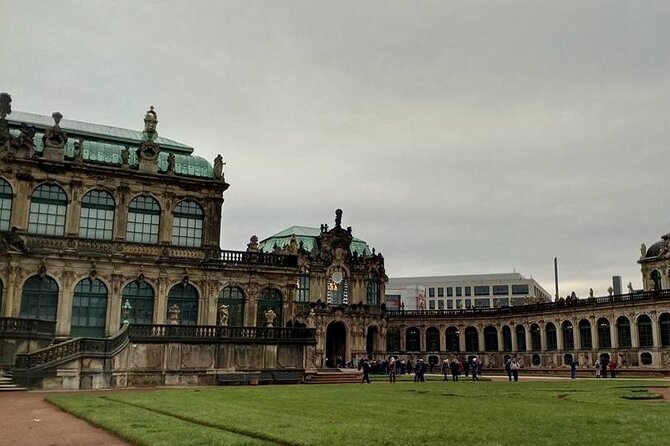 Meissen and Dresden Christmas Market Full Day Private Tour from Prague - The car ride to Dresden: short transfer, big change in mood