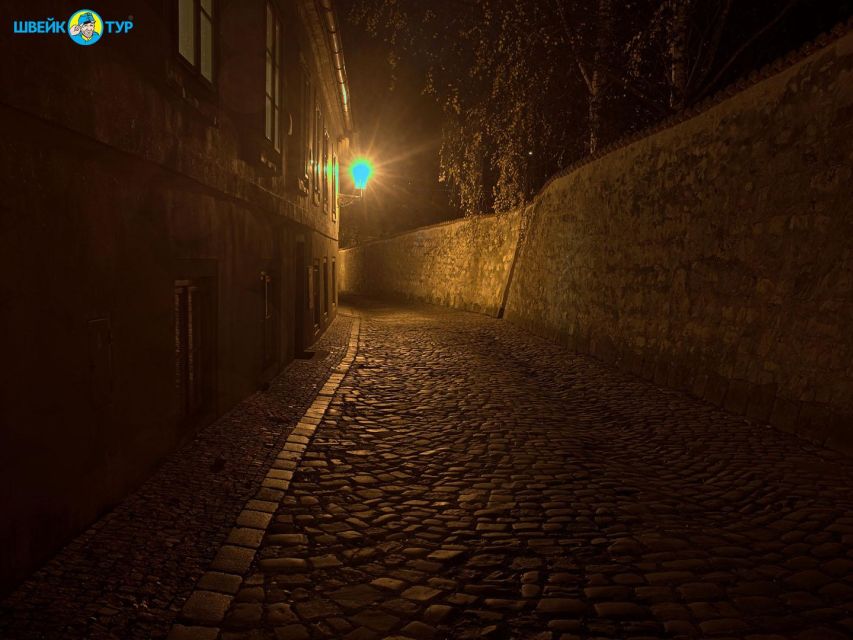 Mystical Night Tour of Prague - How the tour is paced over 2 hours