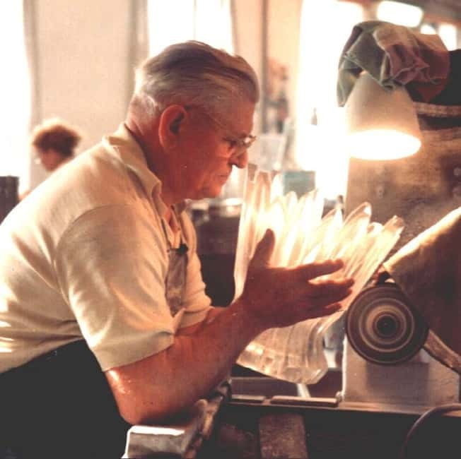Nizbor Glass Factory Tour - Prague to Nizbor: the drive that sets up the glass lesson