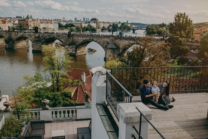 photoshoot in prague - Prague Castle Stop: Classic Views, Guided Angles