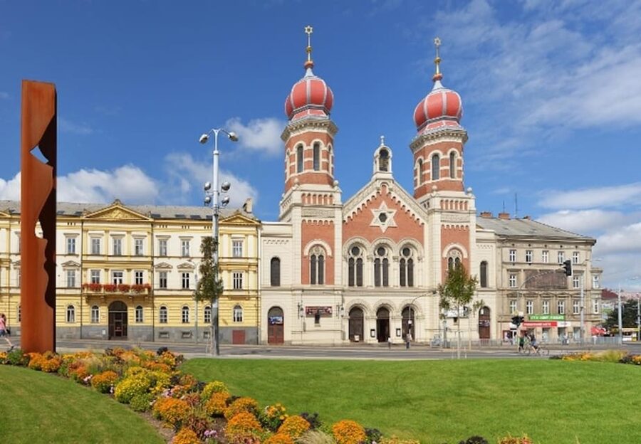 Pilsen: Old Town Guided Walking Tour - Pilsen City Hall: Civic Power Made Visible