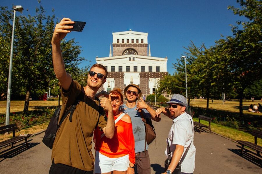 Prague: 1.5-Hour Private Kick-Start Tour with a Local - How guides like Nataly, Mesh, and Hana shape the experience