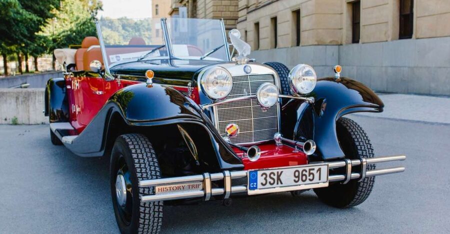 Prague: 1-Hour Private Tour in Vintage Car - Key things that make this vintage-car tour worth your hour