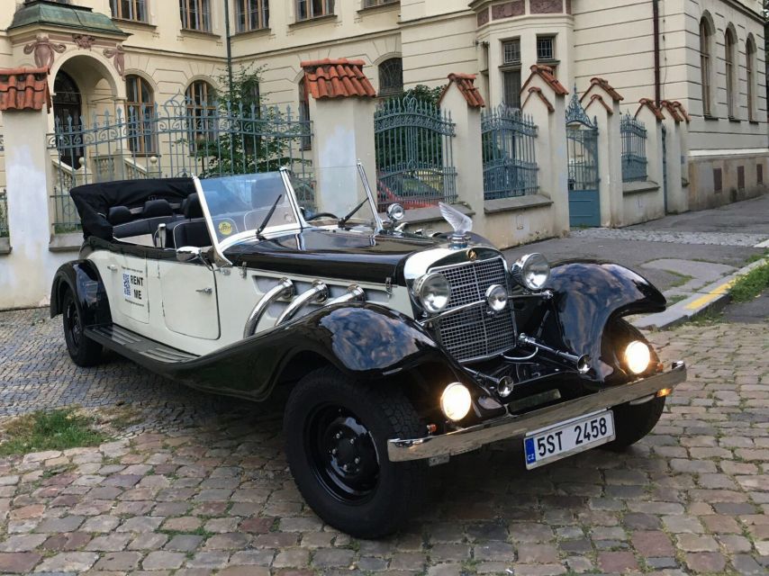 Prague: 1-Hour Private Tour in Vintage Car - Lennon Wall and the political side of modern Prague