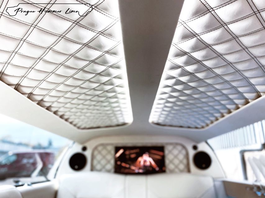 Prague: 1-Hour Vintage Limousine Rental - What a 1-hour Vintage Limo Ride Buys You in Prague