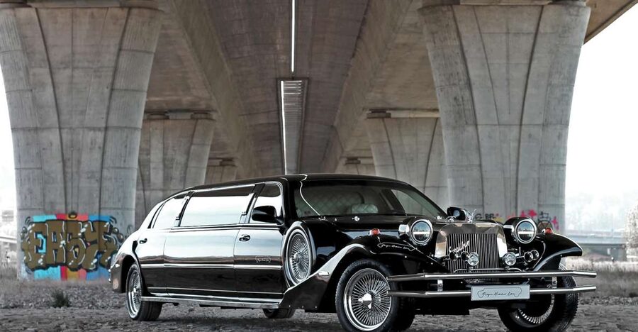 Prague: 1-Hour Vintage Limousine Rental - Pickup Anywhere in Central Prague, and What the Car Feels Like