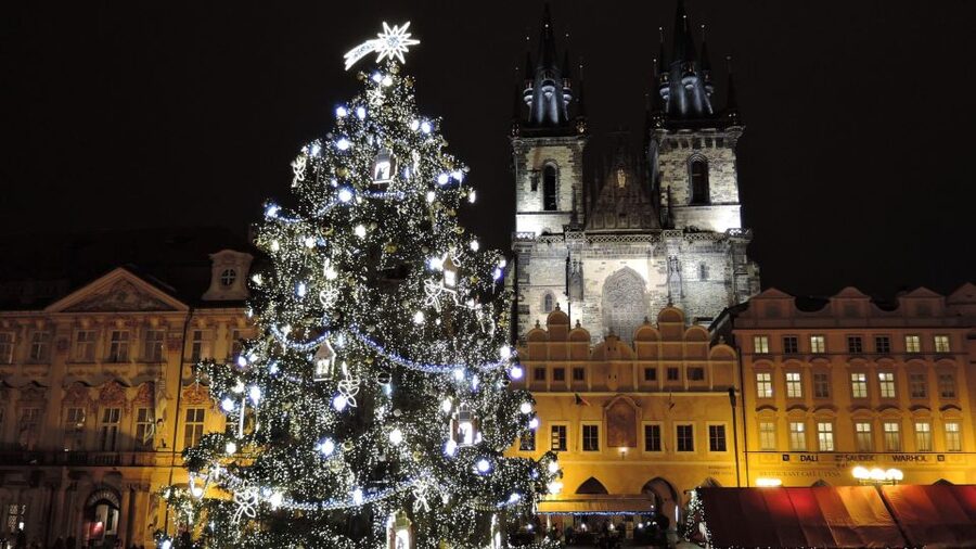 Prague: 2-3h Magical Christmas Markets Tour with Inclusions - Where You Start: Franz Kafka Square, Then Right Into Old Town
