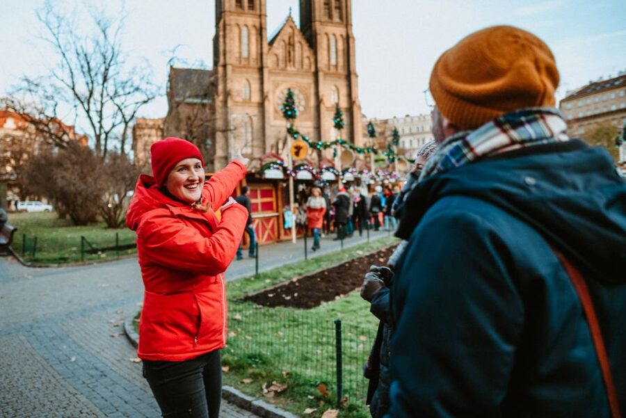 Prague: 2-3h Magical Christmas Markets Tour with Inclusions - Food and Drink Included: Cookies Plus Something Warm in Your Hand
