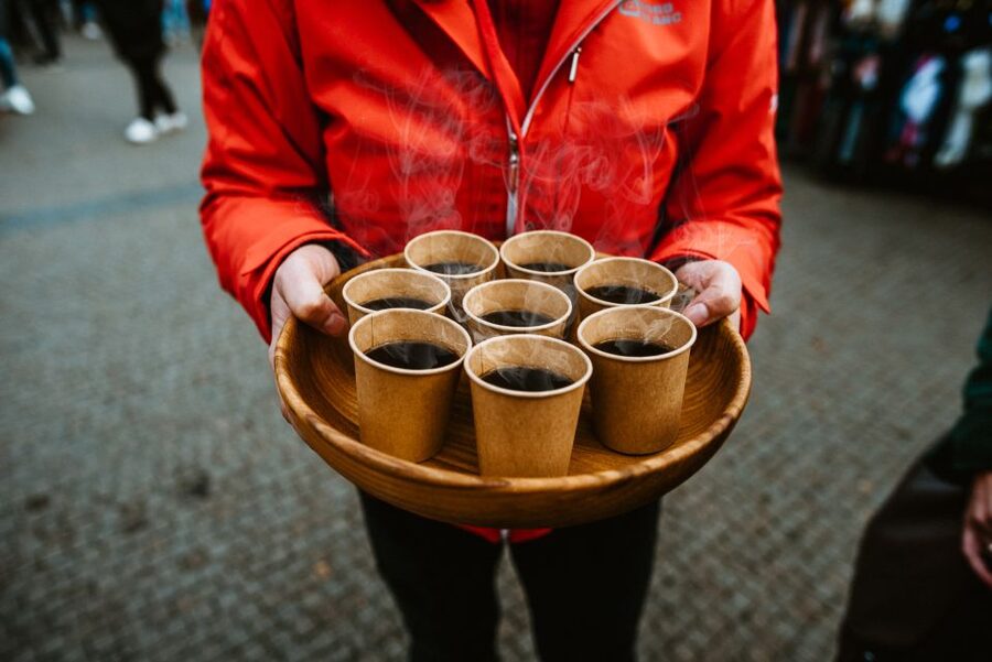 Prague: 2-3h Magical Christmas Markets Tour with Inclusions - Old Town Square: The Big Picture in About 30 Minutes