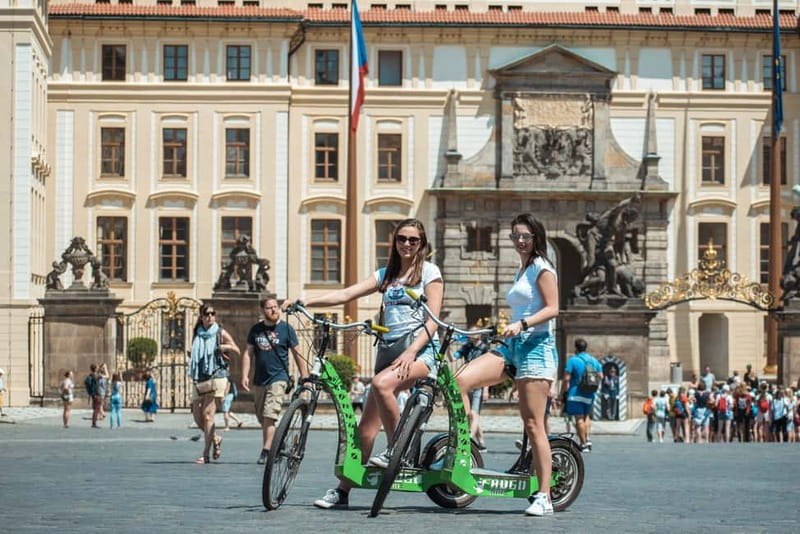 Prague: 3-Hour E-Scooter Tour in German - Meeting point setup: Hotel Grandior and the start-time flexibility