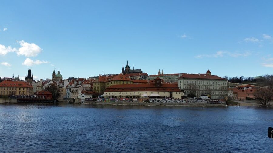 Prague: 3-hour Evening River Cruise with Dinner - Old Town and Lesser Town from the water: what the views actually do for you