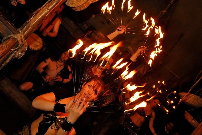 Prague 5 Courses Medieval Dinner and Live Performances - The meal rhythm: when food arrives and when the show takes over
