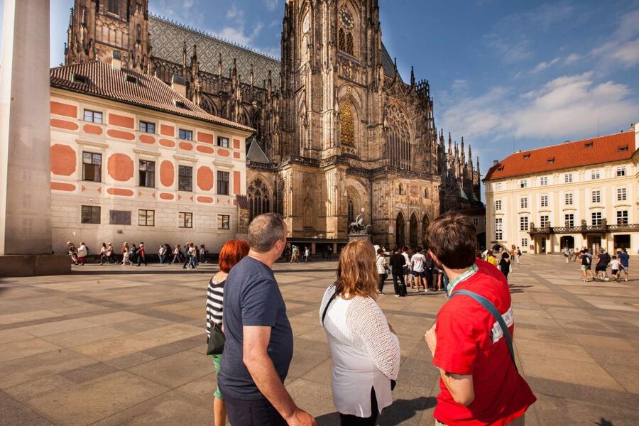 Prague: 6-Hour City Tour including Cruise and Lunch - Value at $115 for a 6-hour, guided day in Prague