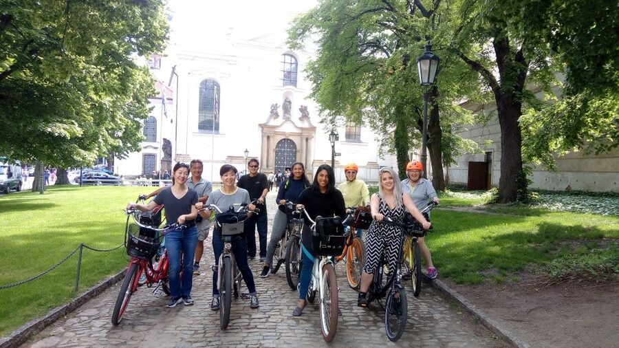 Prague: 7 Best Viewpoints of Prague E-Bike Tour - Getting started at I Like eBike, and why the setup matters