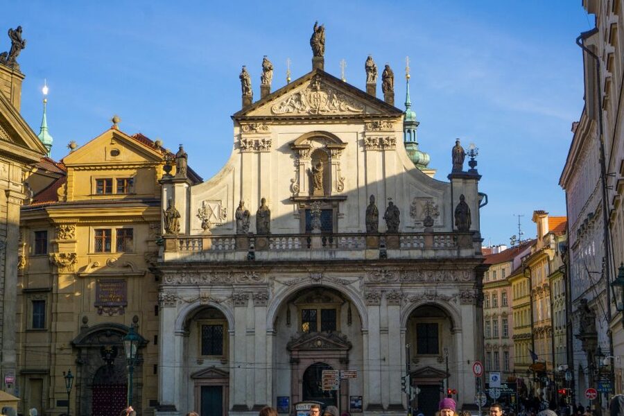 Prague: A. Vivaldi Four Seasons at St. Salvator Church - Soloists and Royal Czech Orchestra: what you are paying for