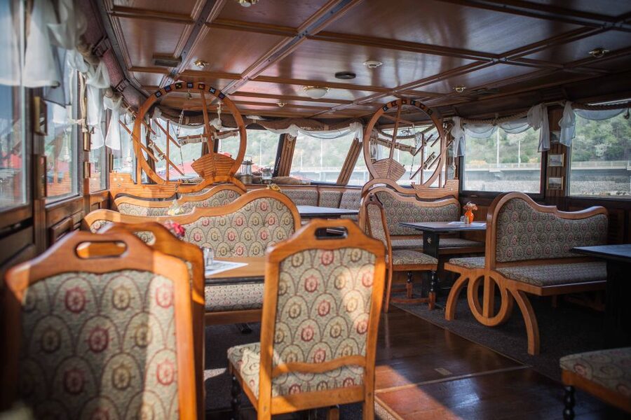 Prague: Afternoon Beer Cruise with Drinks Included - Should You Book This Prague Afternoon Beer Cruise?