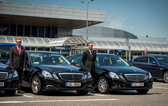 Prague Airport Private Departure Transfer - Getting to Ruzyne Airport on Time, and What Your Driver Helps With