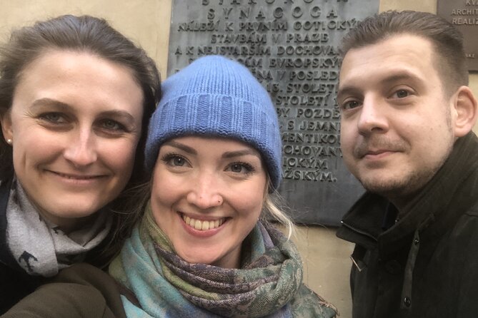 Prague: Alchemy & Dark Arts Exploration Game Tour - Old Town Square again: why the route loops back