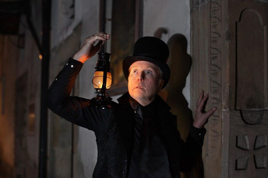 Prague: Alchemy & Mysteries Bridge and Castle Evening Tour - A short stop with big story energy
