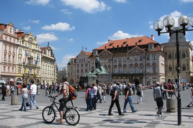 Prague Bike Tour - Pace, traffic, and safety: how the ride stays comfortable