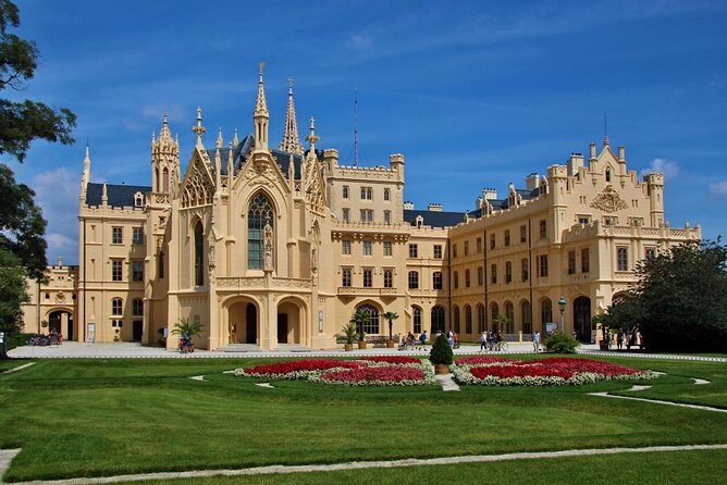 Prague-Budapest One-Way Sightseeing Day Tour - Key Highlights You’ll Notice Right Away