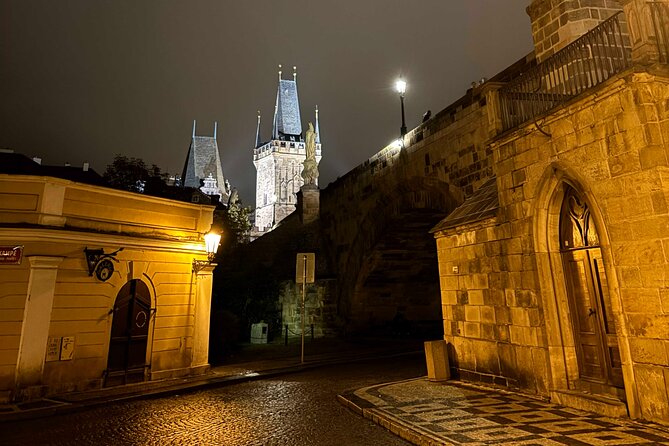 Prague by Night A Scenic Walk from Petrin Hill to Old Town - Lennonova zeď: a fast stop that changes the mood