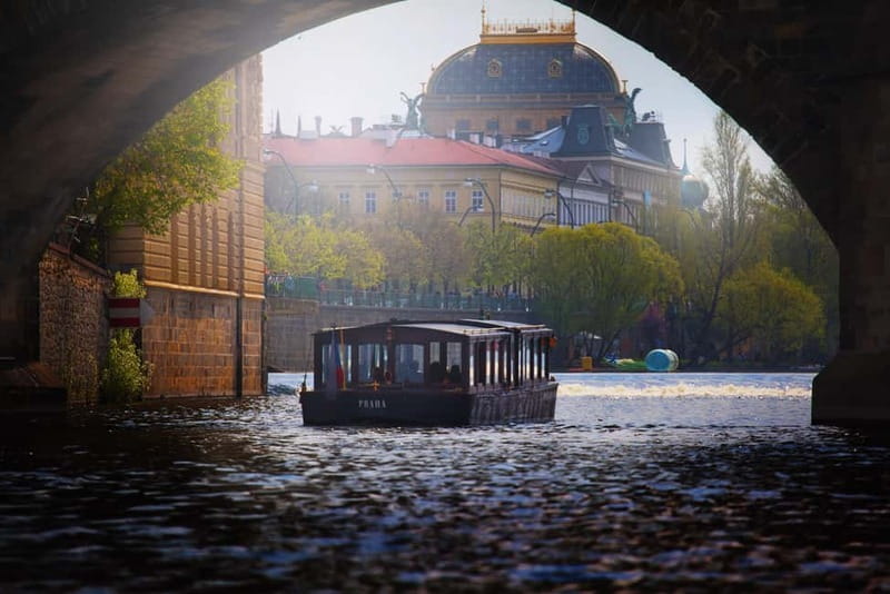 Prague: Canal Cruise Around Charles Bridge - Free Drinks, Gingerbread or Ice Cream, and Why It Adds Real Value