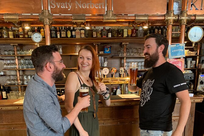 Prague Castle and Pubs Tour with Drinks Included - Stop 4: Prague Castle Highlights, St Vitus Cathedral Views, and Downhill Exit